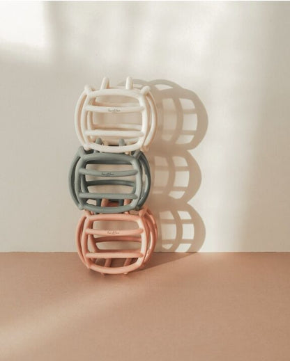 Balle sensorielle leo et lea en silicone